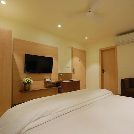 Hotel 16 Delhi  Dış mekan fotoğraf
