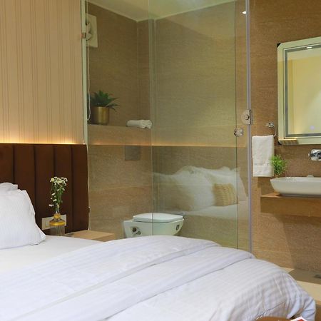 Hotel 16 Delhi  Dış mekan fotoğraf