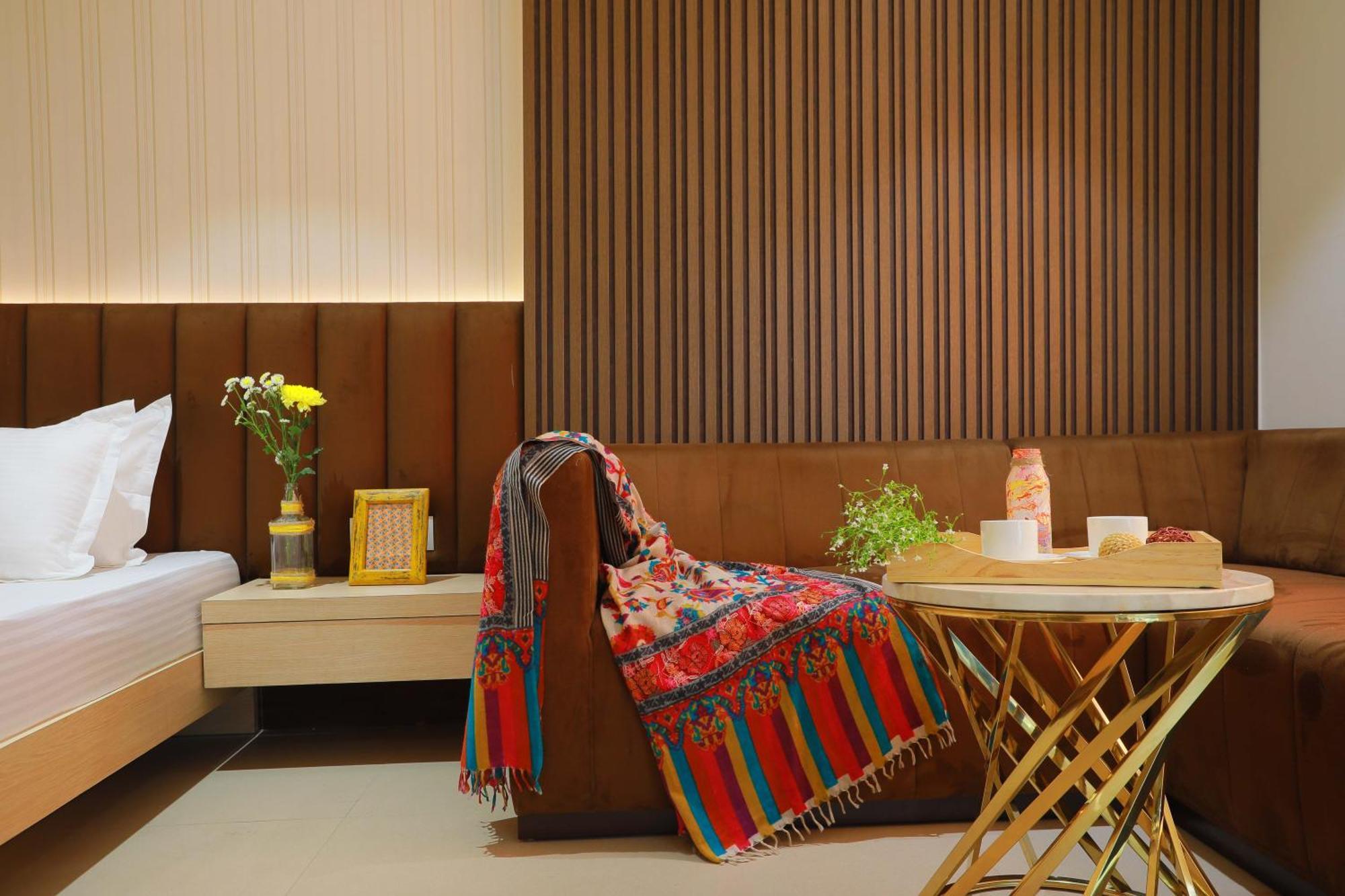 Hotel 16 Delhi  Dış mekan fotoğraf