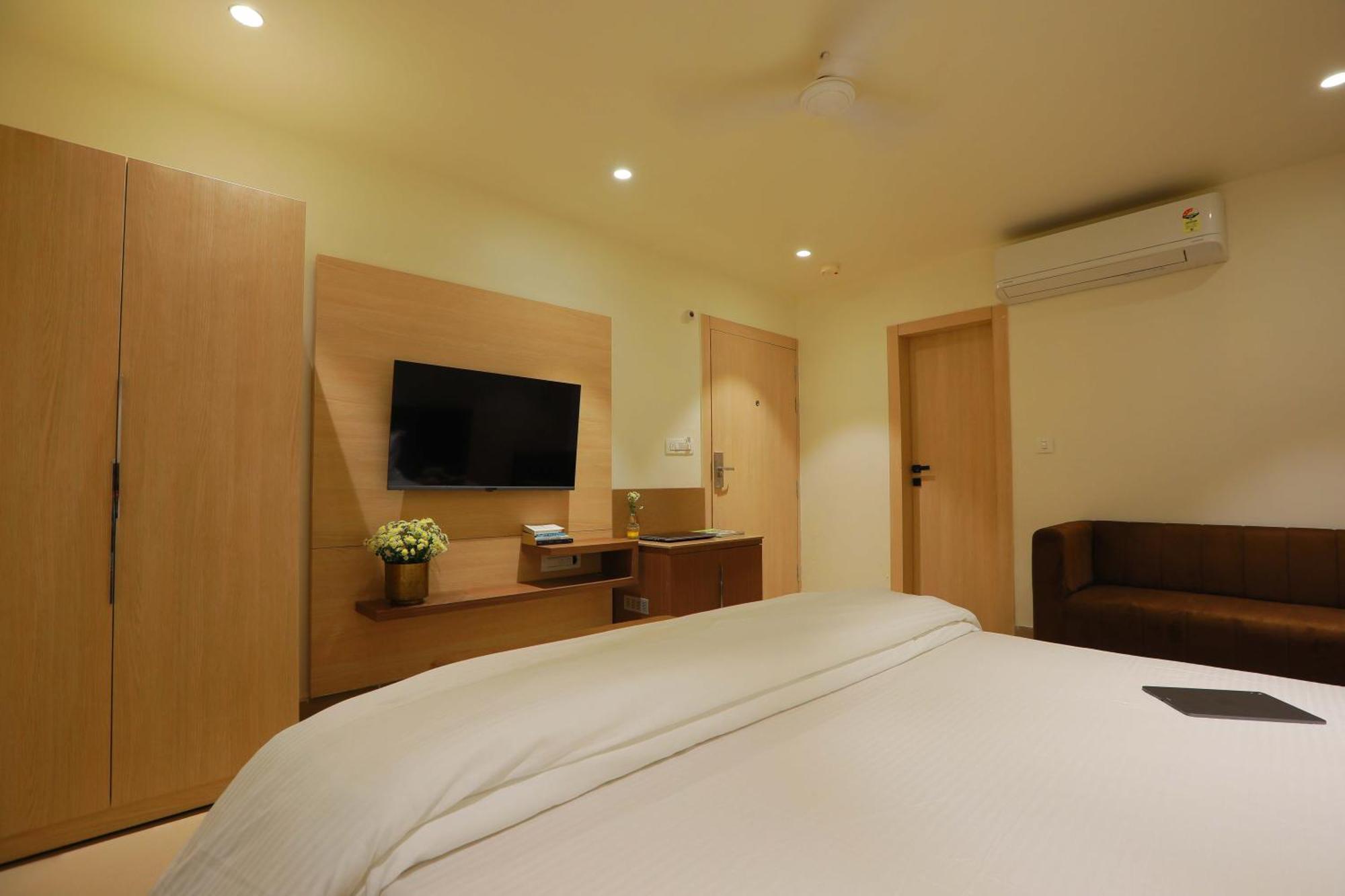 Hotel 16 Delhi  Dış mekan fotoğraf